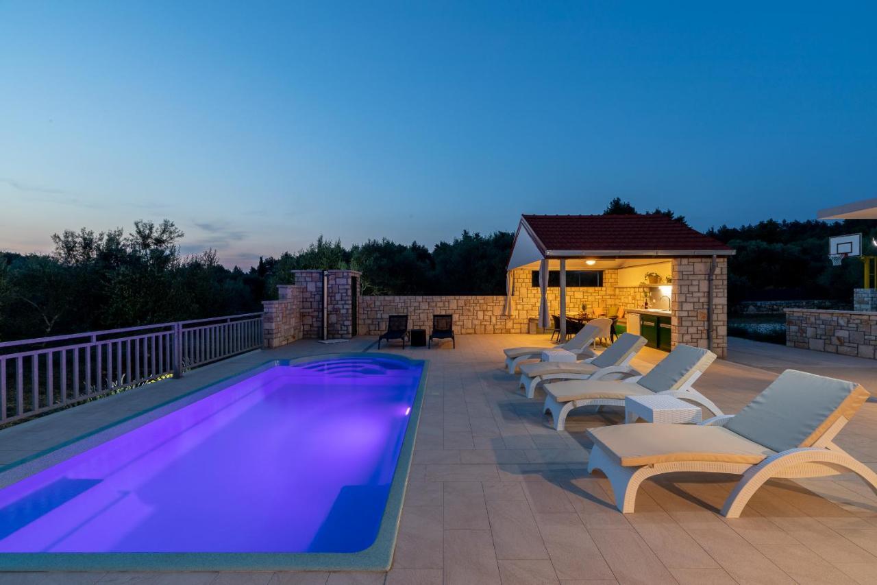 Villa Barbara - Olive Paradise, With Chlorine-Free Pool Vela Luka Exterior photo